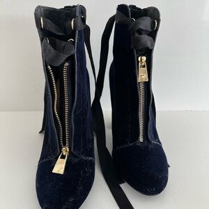 Zara Blue Velvet Ankle Boots with Gold Zipper Size 39